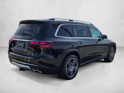 2026 Mercedes-Benz GLS 450 4MATIC