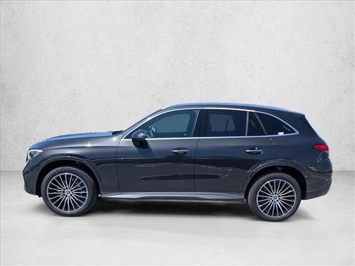 Graphite Grey Metallic 2026 Mercedes-Benz GLC 300 Base