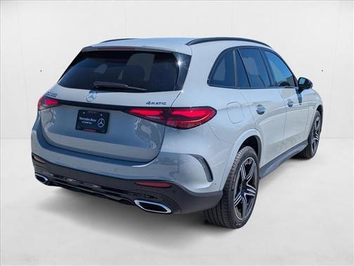 2025 Mercedes-Benz GLC 300 4MATIC