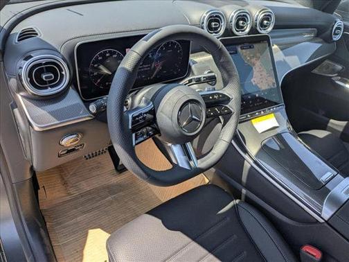 2025 Mercedes-Benz GLC 300 Base