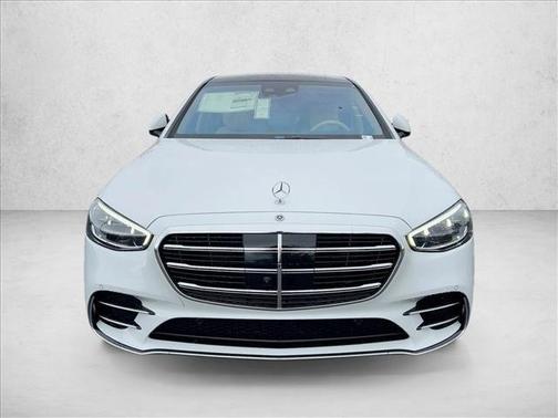MANUFAKTUR Moonlight White Metallic 2026 Mercedes-Benz S-Class 4MATIC