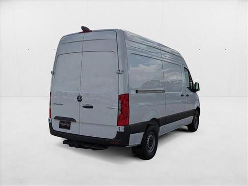 2025 Mercedes-Benz Sprinter 2500 Standard Roof