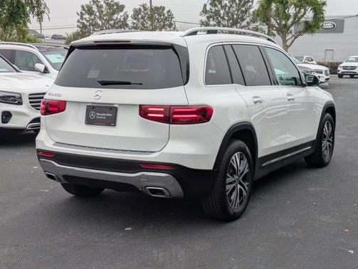 Polar White 2026 Mercedes-Benz GLB 250 Base