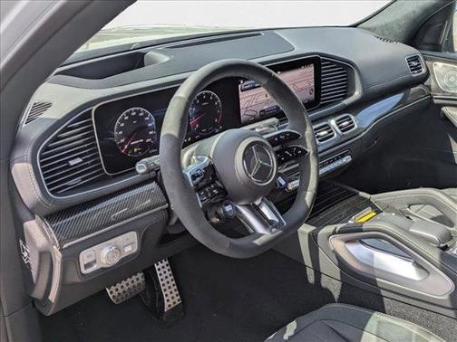 2026 Mercedes-Benz AMG GLS 63 Base