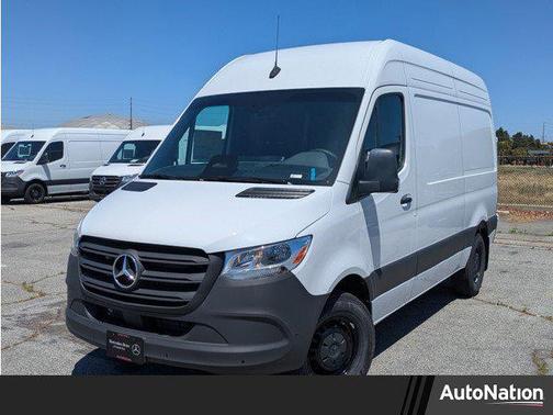 2025 Mercedes-Benz Sprinter 2500 Standard Roof