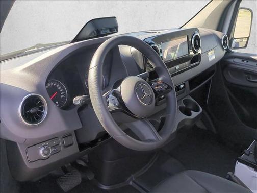 2026 Mercedes-Benz Sprinter 2500 Standard Roof