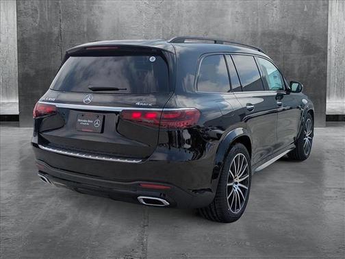 2025 Mercedes-Benz GLS 450 4MATIC