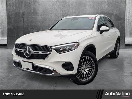 2025 Mercedes-Benz GLC 300 Base