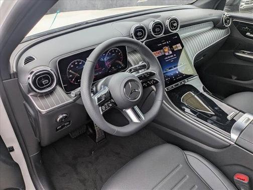 2025 Mercedes-Benz GLC 300 Base