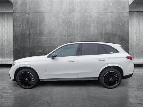 2025 Mercedes-Benz GLC 300 Base