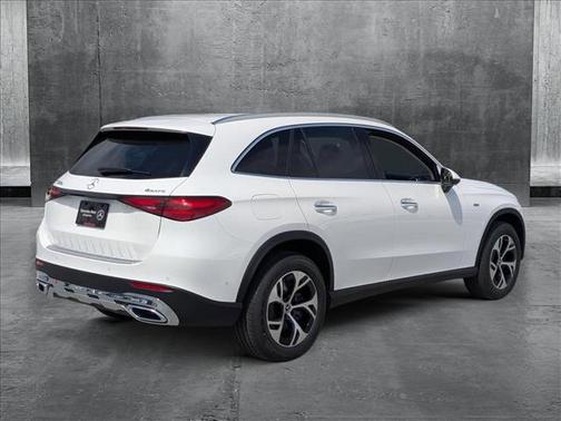 2025 Mercedes-Benz GLC 350e Base