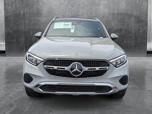 2025 Mercedes-Benz GLC 300 Base