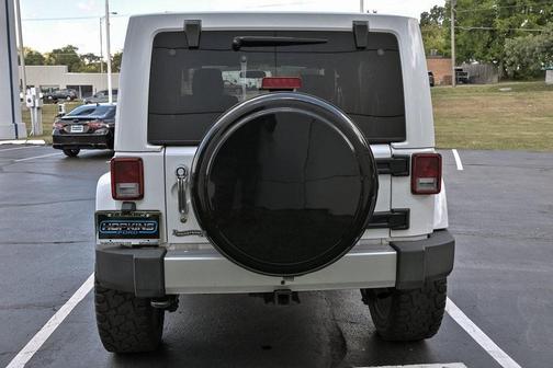 2011 Jeep Wrangler Unlimited Sahara