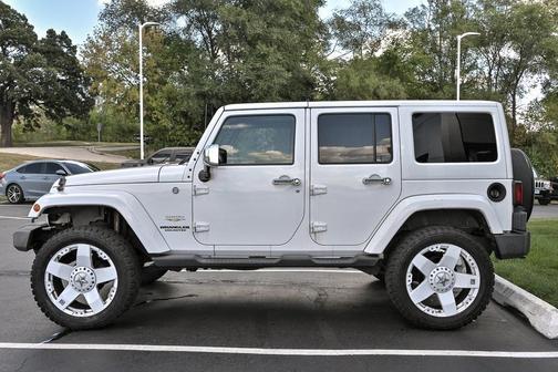 2011 Jeep Wrangler Unlimited Sahara