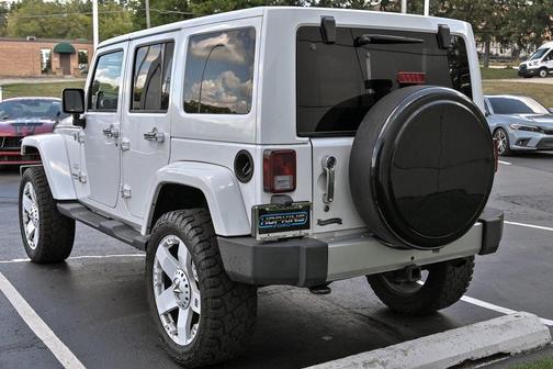 2011 Jeep Wrangler Unlimited Sahara