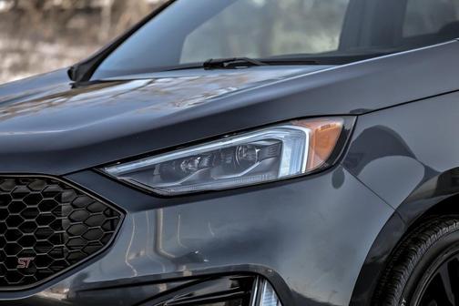 2022 Ford Edge ST