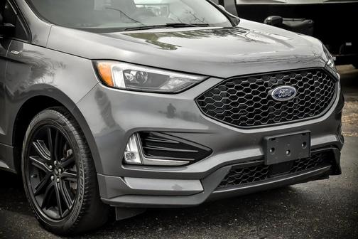 2021 Ford Edge ST Line