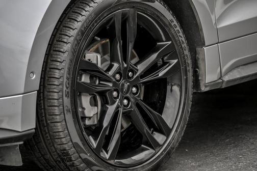 2022 Ford Edge ST