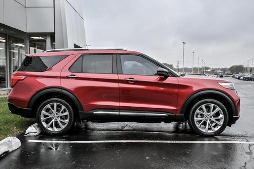 2021 Ford Explorer Platinum