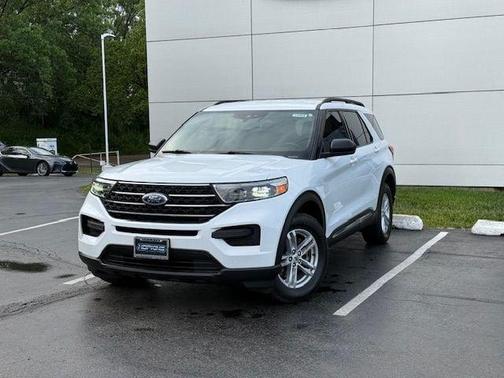 Oxford White 2020 Ford Explorer XLT