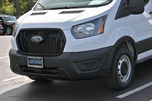 2022 Ford Transit-250 Base