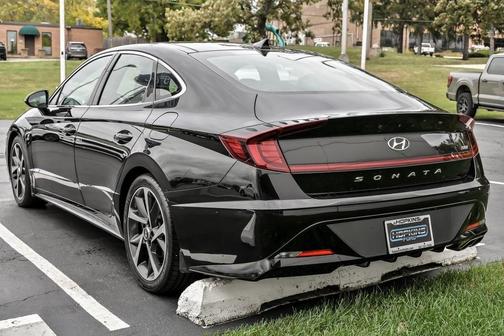 2022 Hyundai SONATA SEL Plus