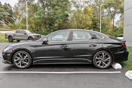 2022 Hyundai SONATA SEL Plus