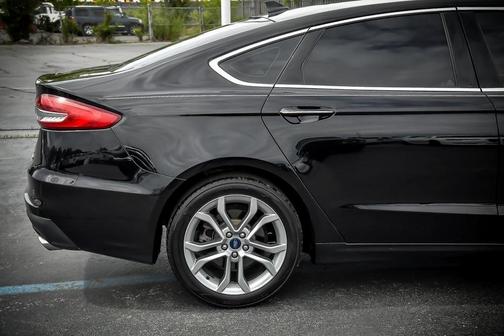 2019 Ford Fusion SEL