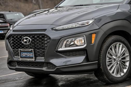 2021 Hyundai KONA SEL
