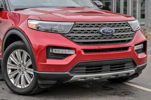 Rapid Red Metallic Tinted Clearcoat 2021 Ford Explorer King Ranch