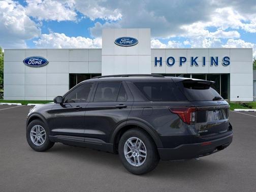 Agate Black Metallic 2026 Ford Explorer Active