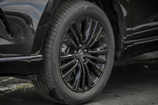 2024 Toyota Venza Nightshade