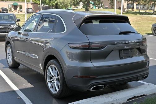 2020 Porsche Cayenne Base