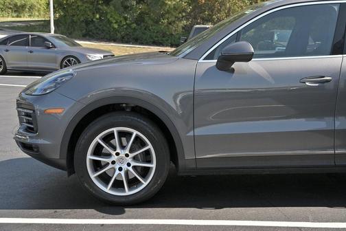 2020 Porsche Cayenne Base