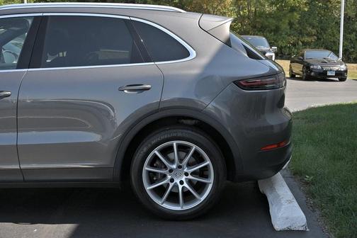 2020 Porsche Cayenne Base