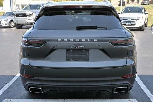 2020 Porsche Cayenne Base