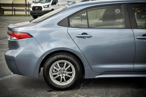 2020 Toyota Corolla Hybrid LE