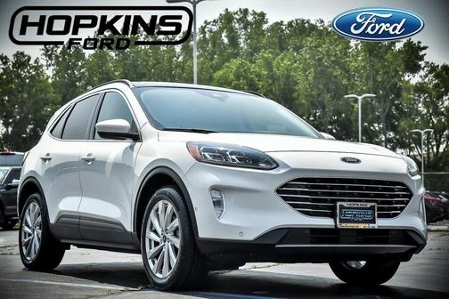2022 Ford Escape Titanium Hybrid