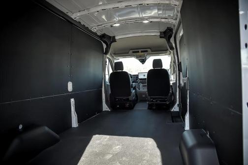 2025 Ford Transit-250 148 WB Medium Roof Cargo