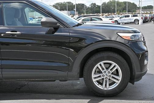 2022 Ford Explorer Base