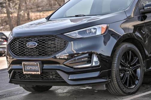2022 Ford Edge ST Line