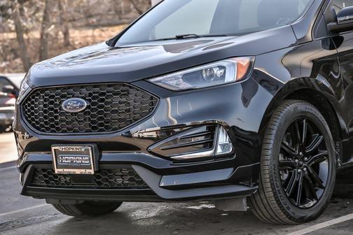 2022 Ford Edge ST Line