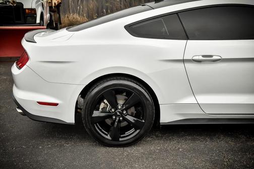 2023 Ford Mustang EcoBoost