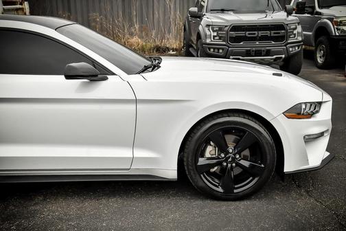 2023 Ford Mustang EcoBoost