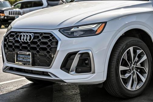 2022 Audi Q5 45 S line quattro Premium