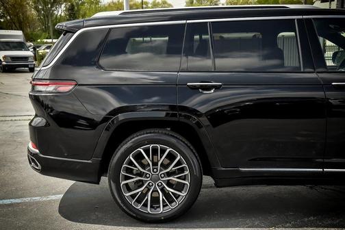 2021 Jeep Grand Cherokee L Summit