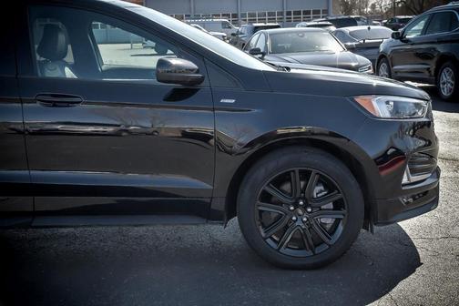 2022 Ford Edge ST Line