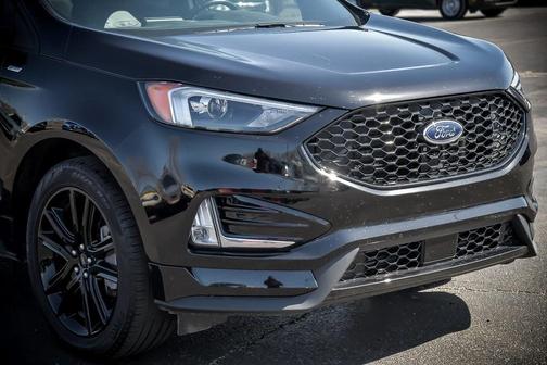 2022 Ford Edge ST Line