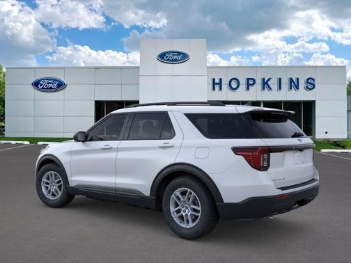 Space White Metallic 2026 Ford Explorer Active