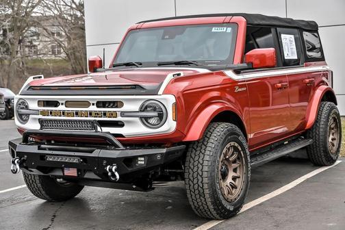 Chili Pepper Red 2022 Ford Bronco Outer Banks